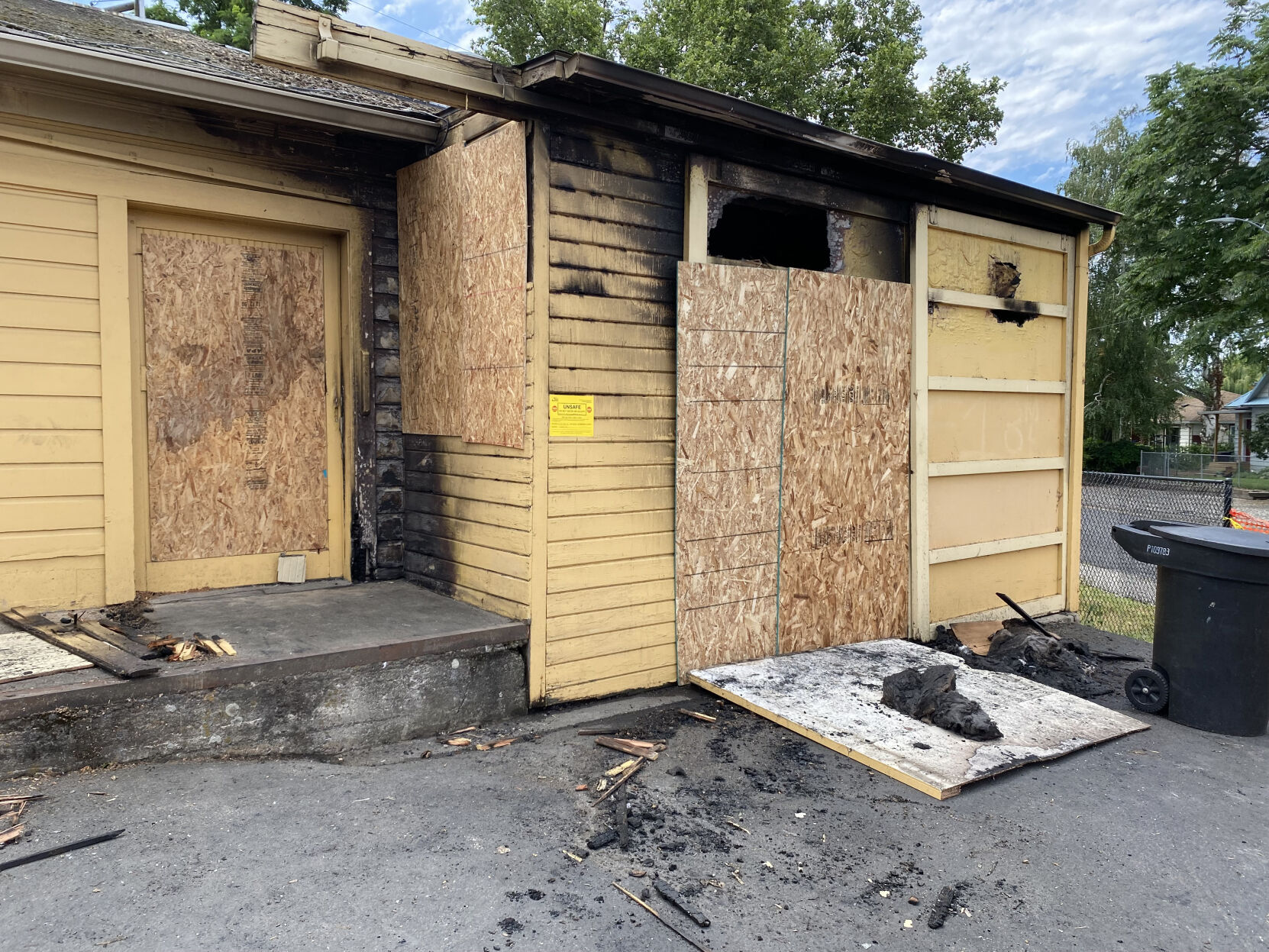 Shady Lawn Antiques and Art Gallery Fire